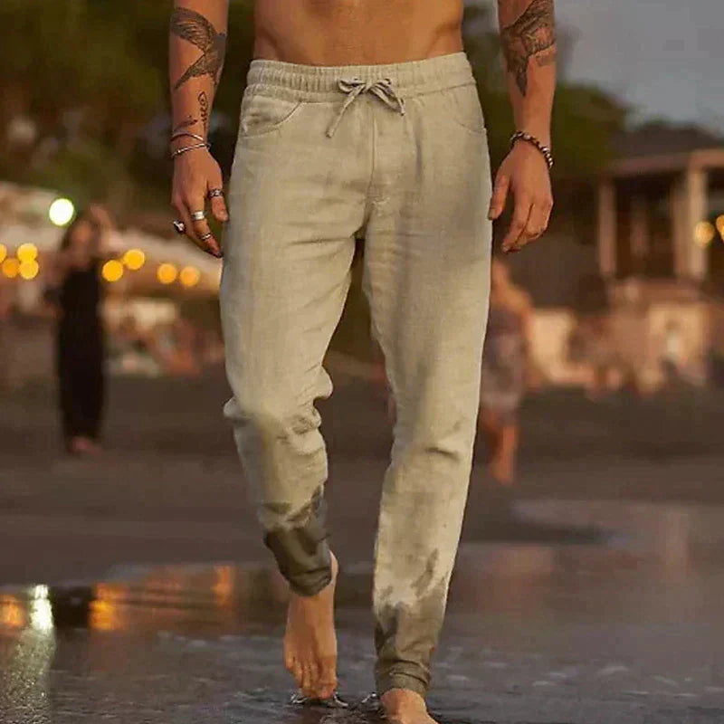 Bequeme, atmungsaktive Herren-Sommerhose mit lockerer Passform; ideal für warme Tage & Freizeit. Lässiger Stil.