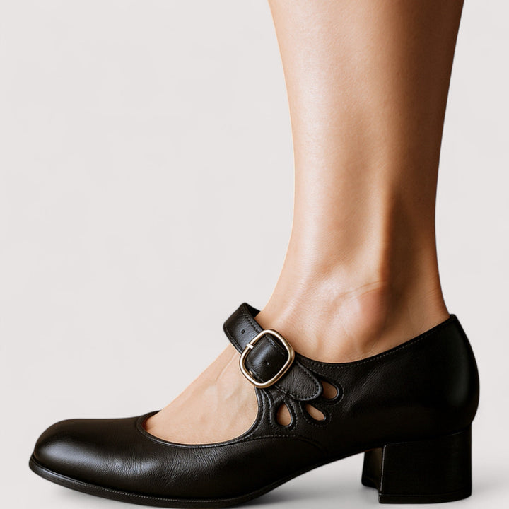 Rutschfeste Keilabsatz Sandalen für Damen, bequeme Sommerschuhe mit offener Form und guter Ergonomie.