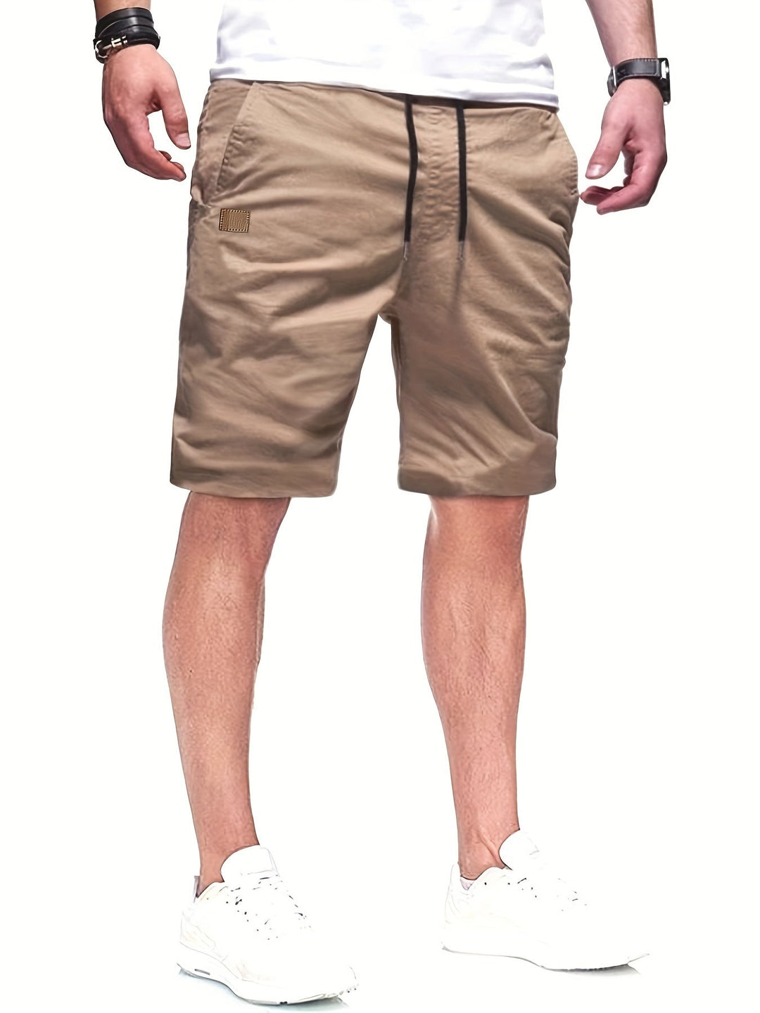 Bequeme Herren Regular Fit Freizeitshorts für entspannte Sommertage und sportliche Aktivitäten im Alltag.