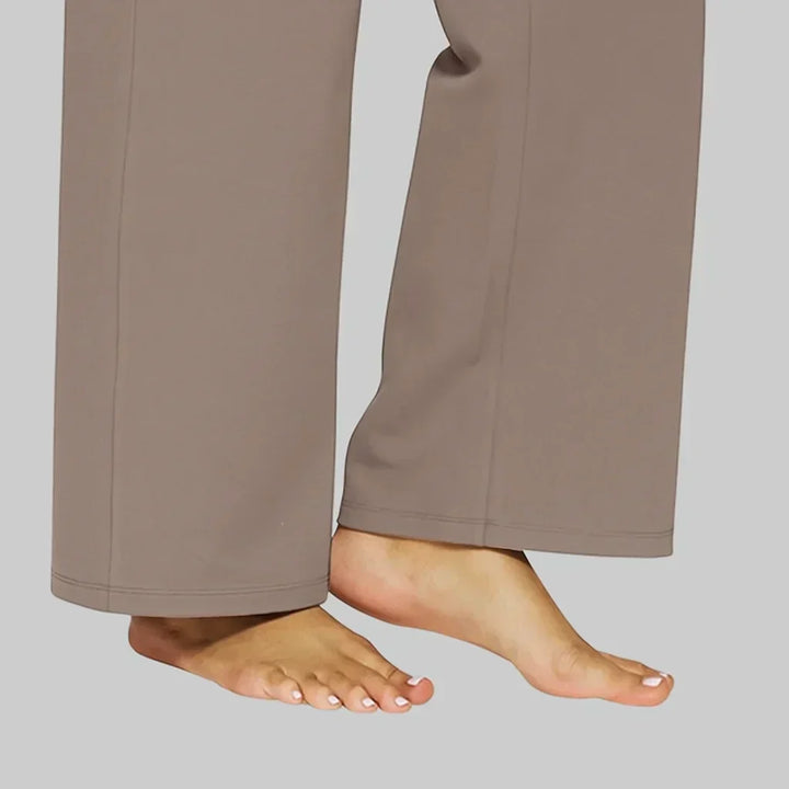 Moderne Highwaist Stretchhose für Damen, mit praktischen Seitentaschen, ideal für Freizeit, Alltag & Büro.