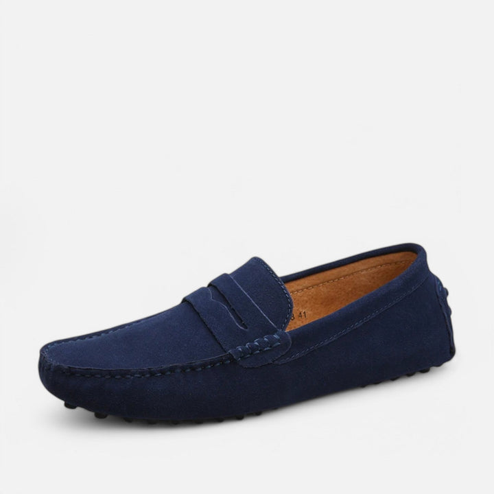 Bequemschuhe für Herren: Weiche Mokassins, die Ihren Füßen den ganzen Tag ultimativen Komfort bieten.