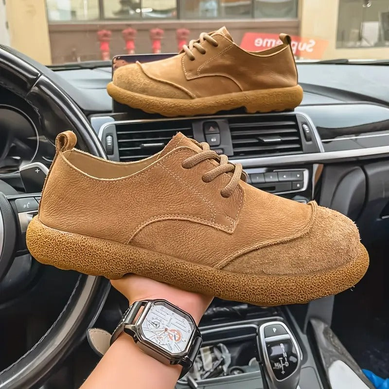 Orthopädische Herrenschuhe Braun/Khaki, stoßdämpfend für optimale Fußgesundheit & ganztägigen Komfort.