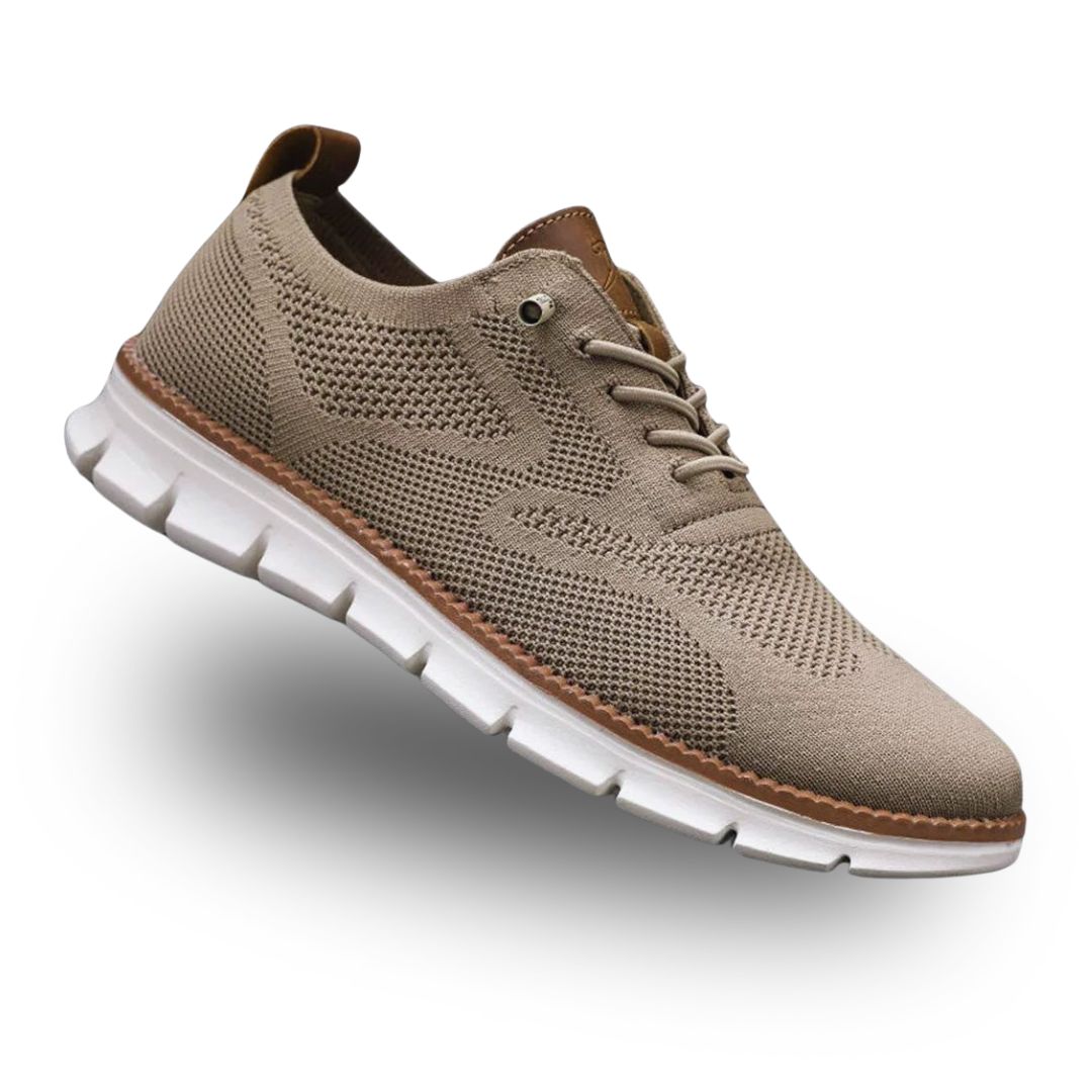 Herren All-Day Walker Slip-On Schuhe, schwarz, Seitenansicht. Komfortable Alltagsschuhe für Herren.