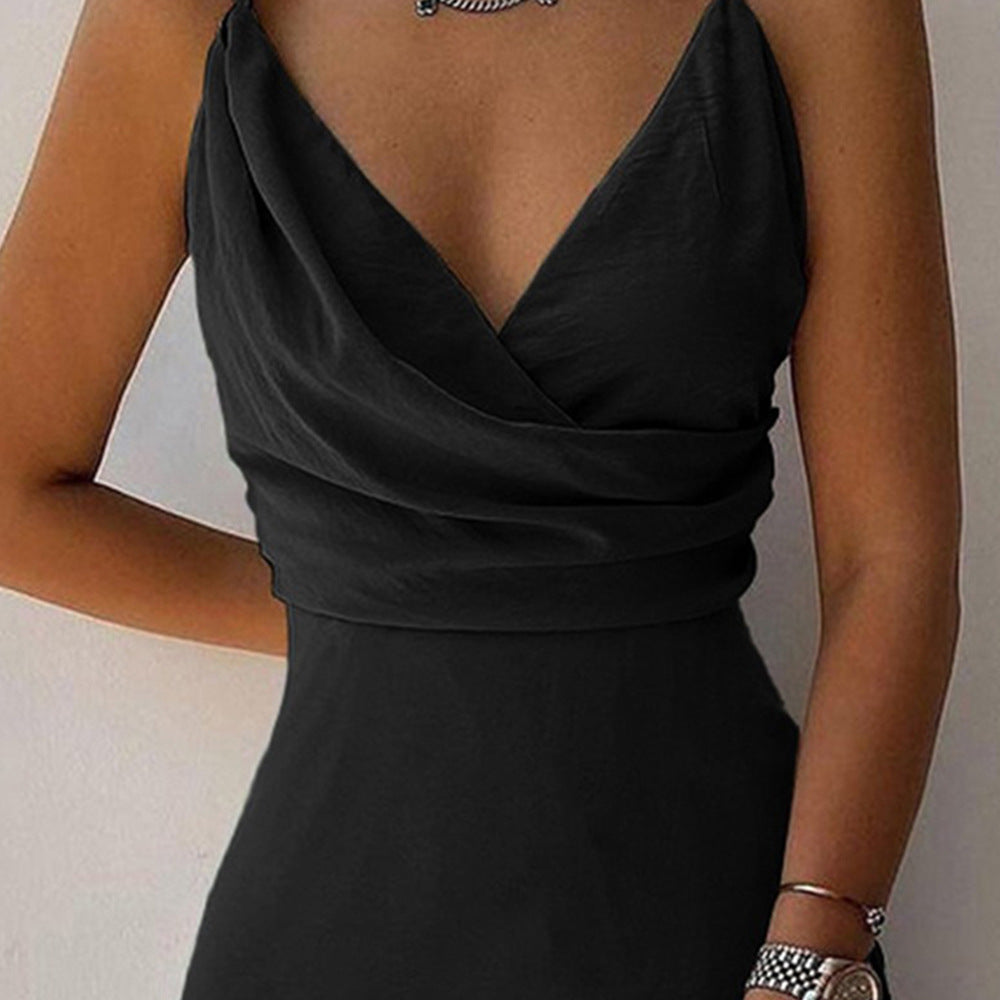 Festliches, langes Damen-Abendkleid mit Wickelausschnitt, ideal für Partys und elegante Anlässe.