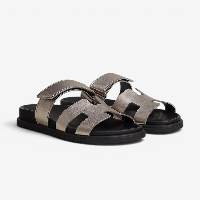 Praktische Damen Riemensandalen mit runder Zehe, bequem und leicht zu tragen.