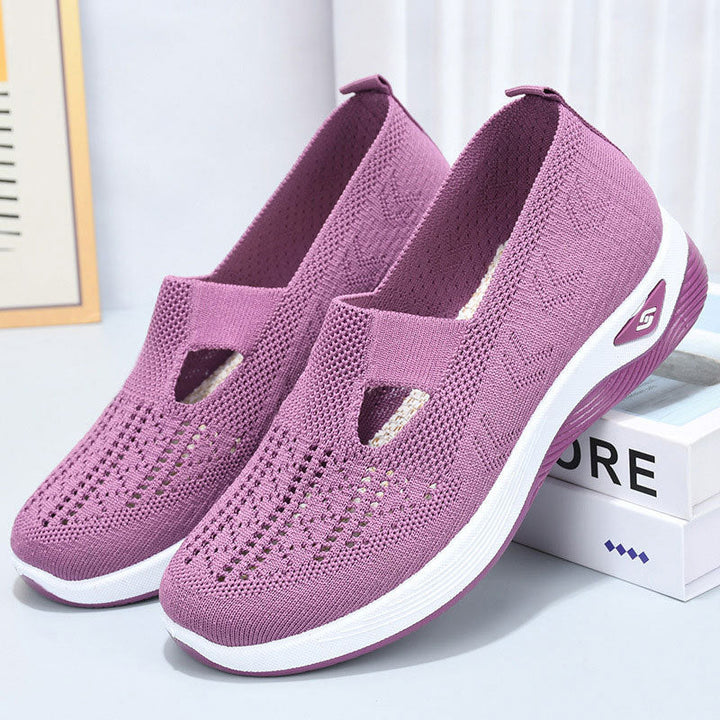 Stylische Damen Alltagsschuhe: orthopädische Slip-On Sneaker für Spaziergänge, Freizeit und Wohlbefinden.