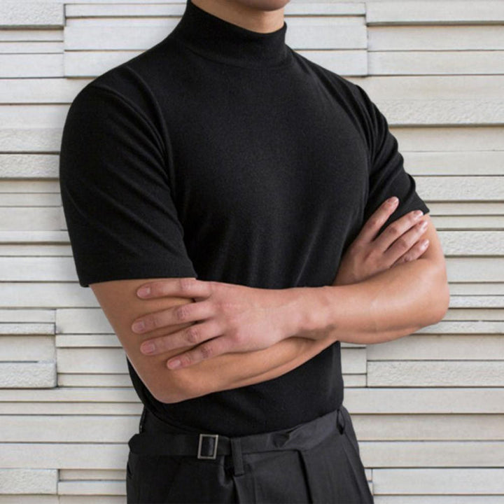 Herren Langarmshirt mit Rundhalsausschnitt und geradem Saum, ideal für Herbst und Freizeitmode.