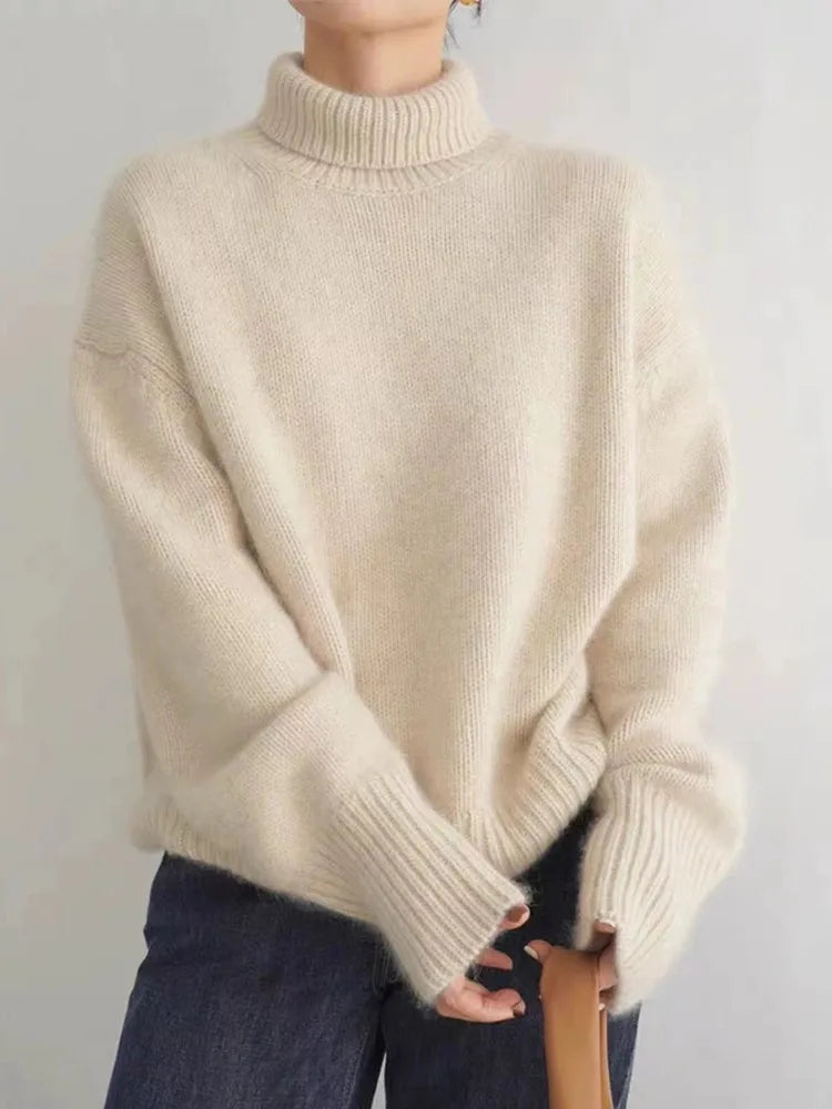 Weicher Damen Rollkragenpullover, warm & bequem, perfekt für kalte Wintertage. Klassisches Oberteil.