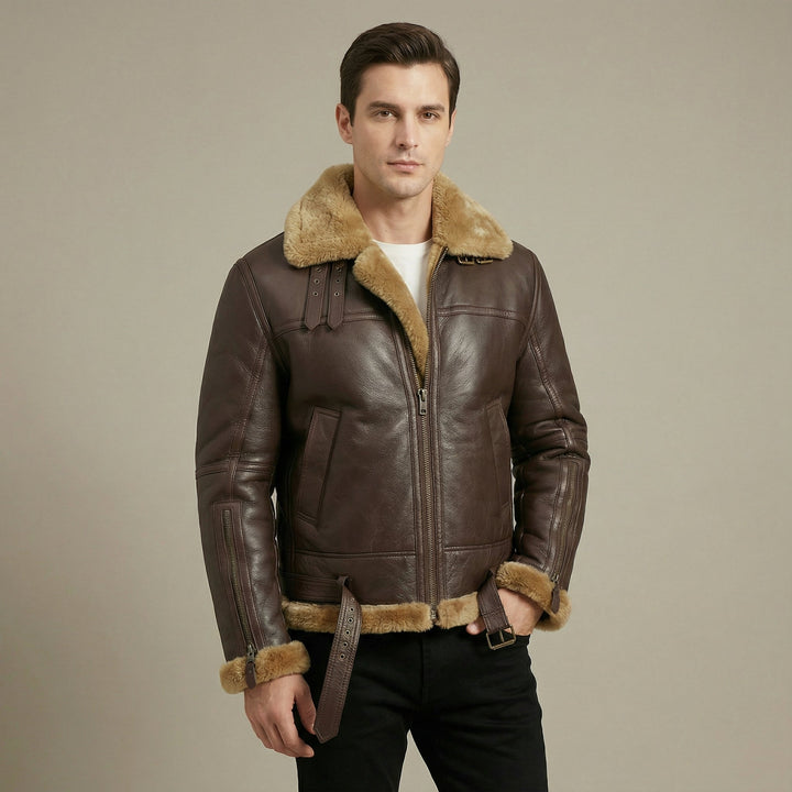 Detailaufnahme der klassischen Herren Pilotenjacke; strapazierfähiges Material und Reißverschluss.
