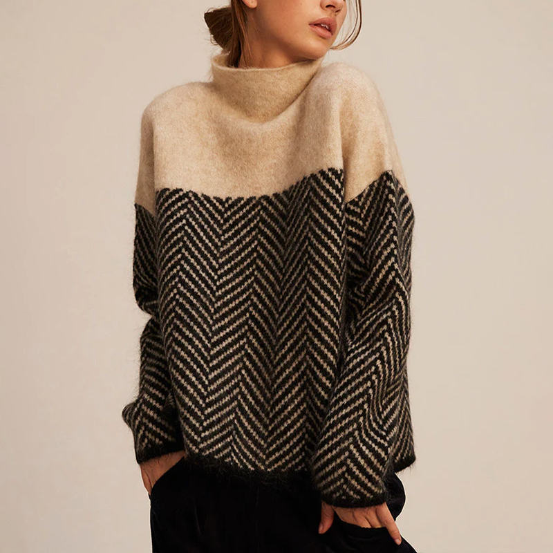Damen Strickpullover mit hohem Kragen und lockerem Schnitt in eleganter, komfortabler Wintermode. Ideal für den Alltag.