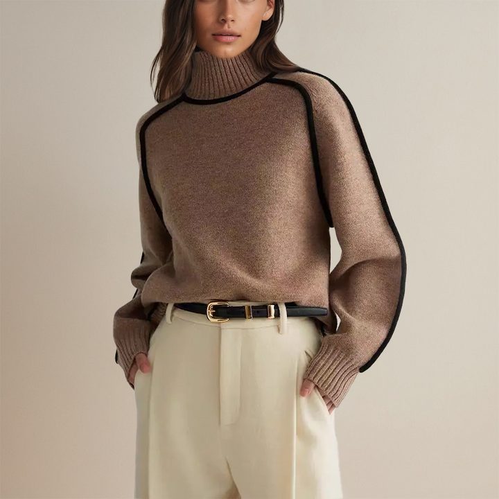 Moderner gestreifter Damen Rollkragenpullover. Schicker Slim Fit Langarm-Pullover für elegante Winter-Outfits.