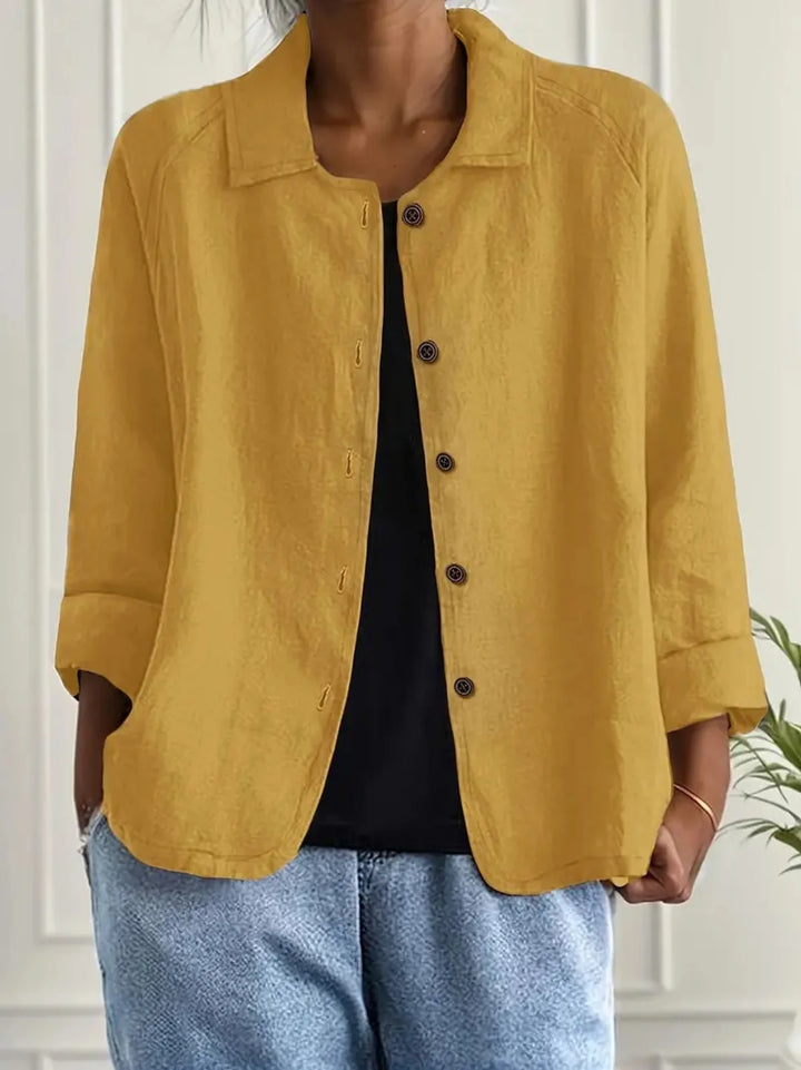 Leichte Damenjacke im lockeren Schnitt; ideale Übergangsjacke für warme Tage, bequeme Frühlingsjacke.