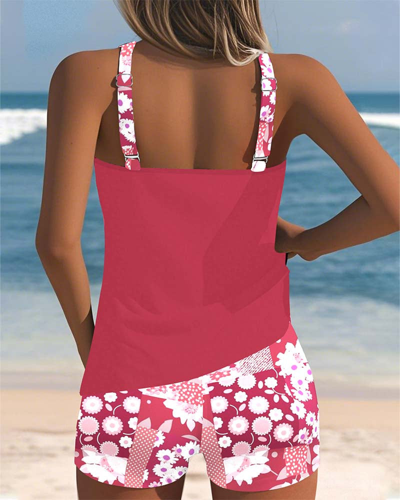Sportliches Damen Tankini Set mit Blumenprint. Perfekt für Schwimmen & Wassersport am Meer oder See.