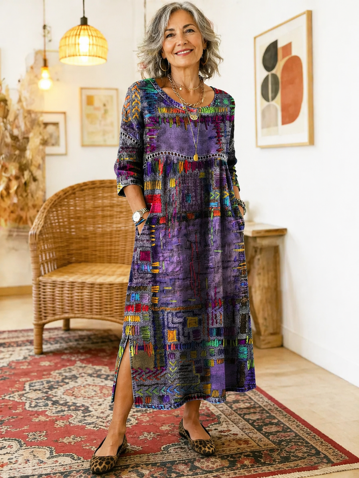 Schickes Damen Maxikleid Amelie: Fließende Eleganz mit farbenfrohem Patchwork, ideal für jeden Anlass.