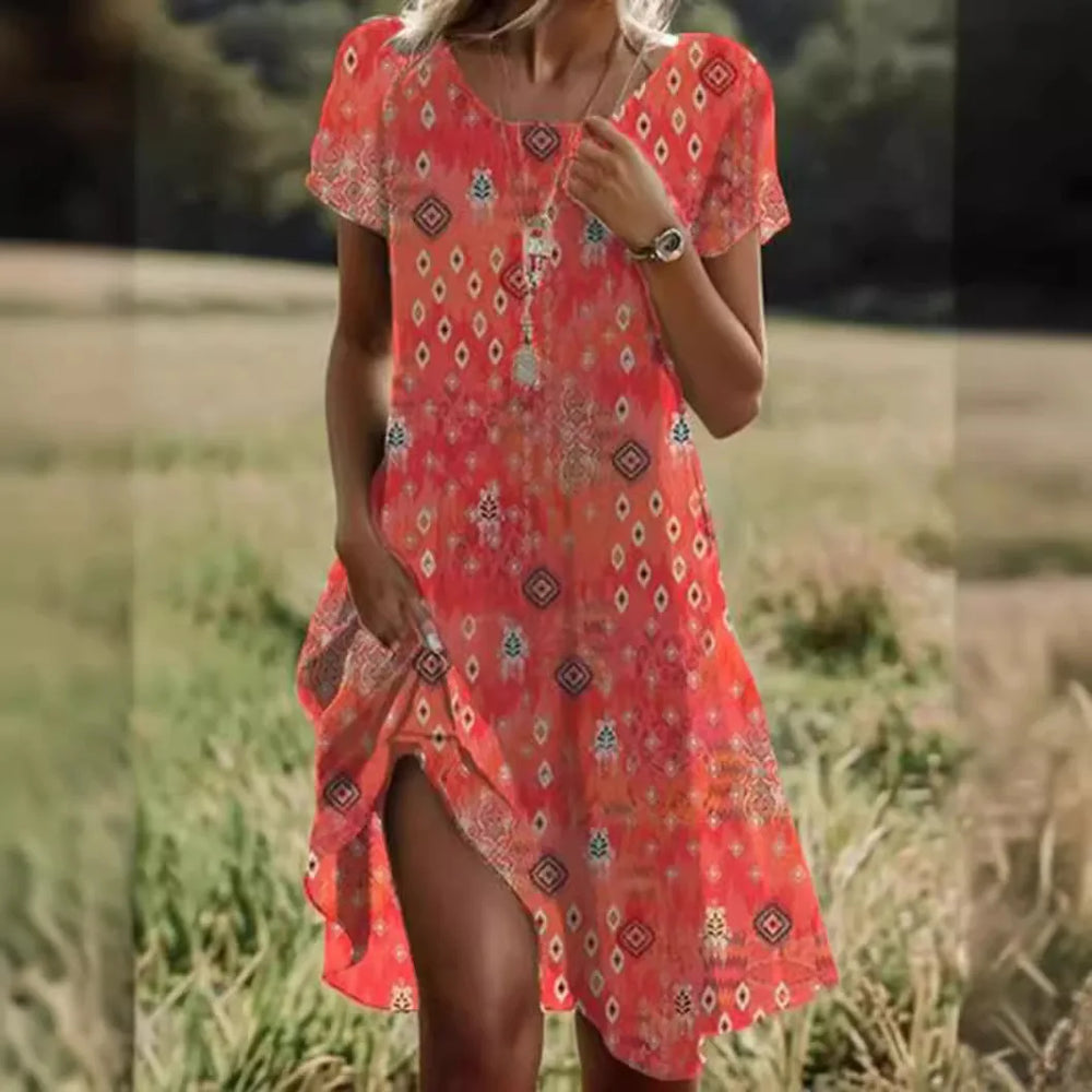 Leichtes, fliessendes Damen Sommerkleid im Boho-Stil mit kurzen Ärmeln, perfekt für Freizeit & Urlaub.