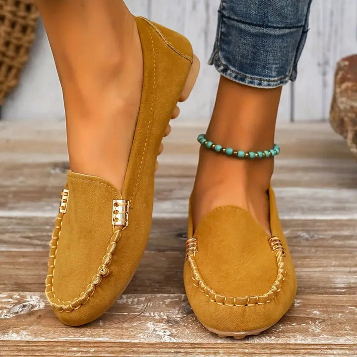 Elegante Damen Halbschuhe mit Easy-On Funktion für einfachen Einstieg. Perfekte Freizeitschuhe für alle Jahreszeiten.