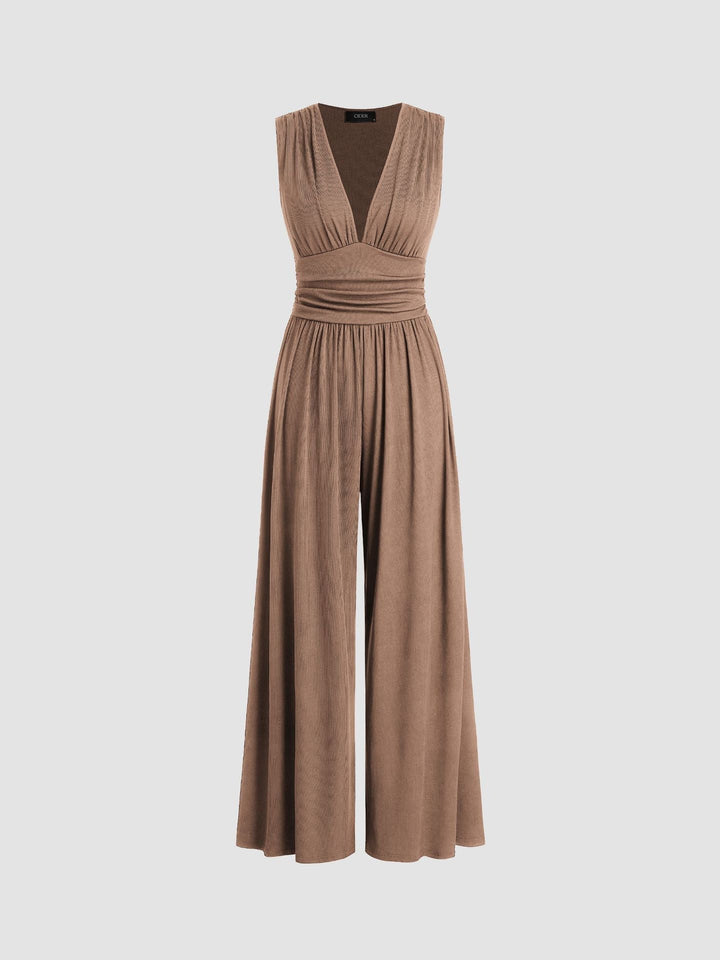 Vielseitiger Damen Jumpsuit mit weitem Bein für elegante Abendmode oder lässige Freizeit-Looks.