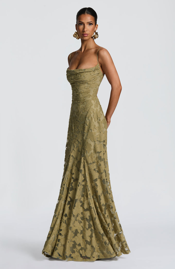 Besticktes Damen Maxikleid, perfekt als Hochzeits- oder Gala-Abendkleid.