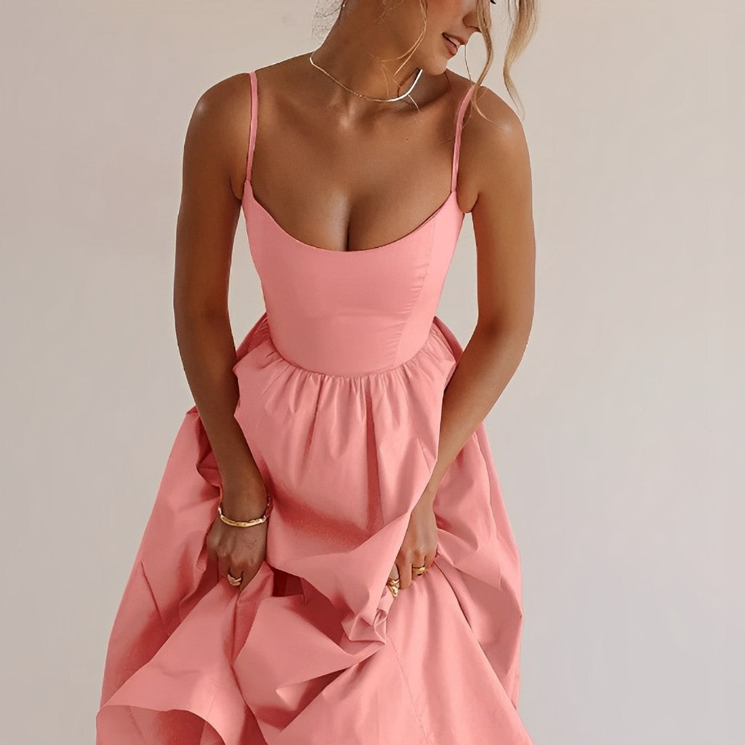 Festliches Damen Midikleid mit elegantem Quadratausschnitt, ärmellos, perfekt für Hochzeitsgäste.