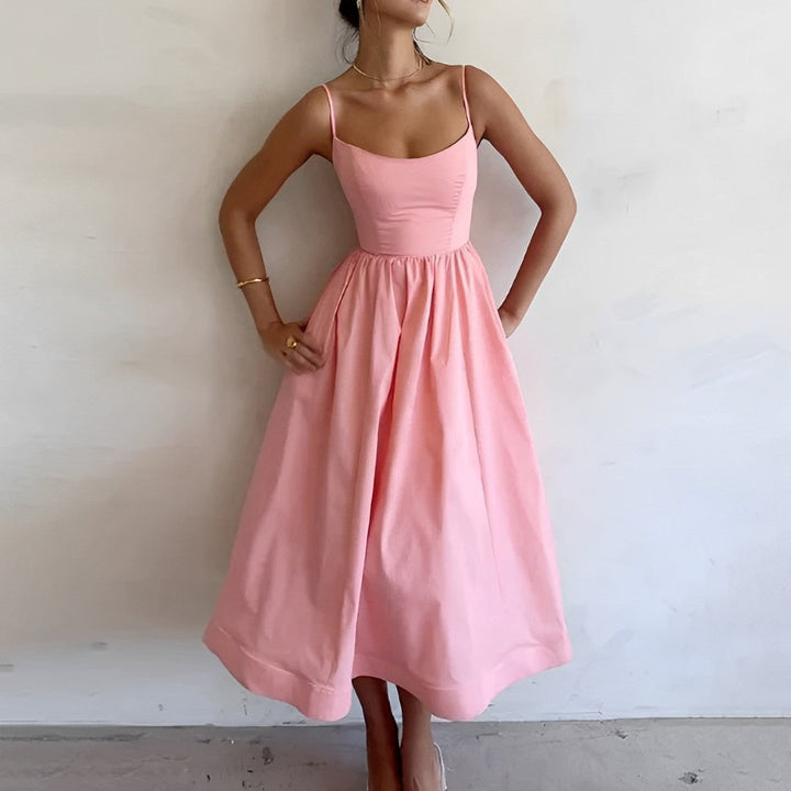 Vielseitiges Damen Party- und Cocktailkleid. Elegantes Midikleid, ideal für festliche Events und Hochzeiten.