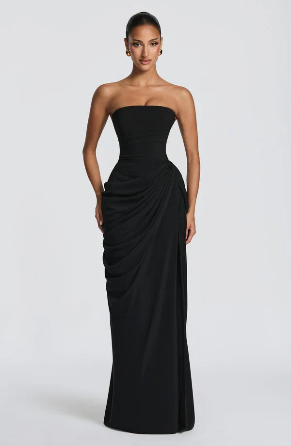 Elegantes festliches Maxikleid, trägerlos, mit Korsett-Detail und zarter Schnürung.