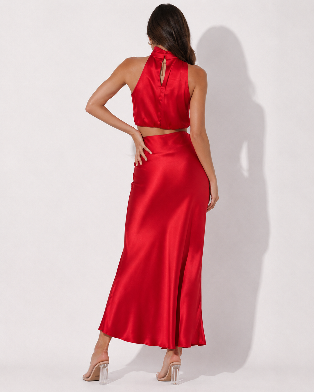 Elegantes Damen Zweiteiler Kleid, fließend und lang, ideal für besondere Anlässe und Abende.