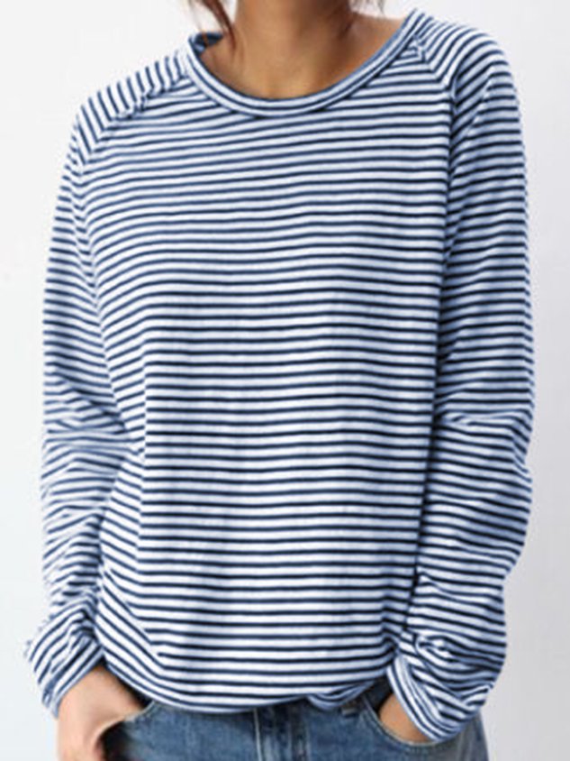 Vielseitiges Langarmshirt: Gestreiftes Damen Top, perfekt kombinierbar für modische Alltags-Looks & Damenbekleidung.