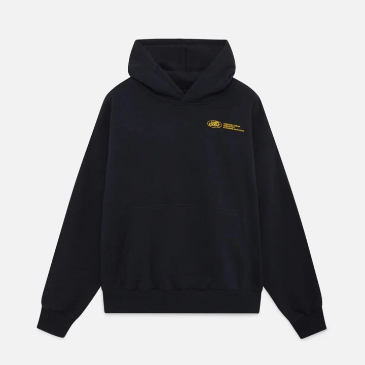 Alltagstauglicher Damen Hoodie, super bequem und locker, ideal als lässiger Herbst-Look.