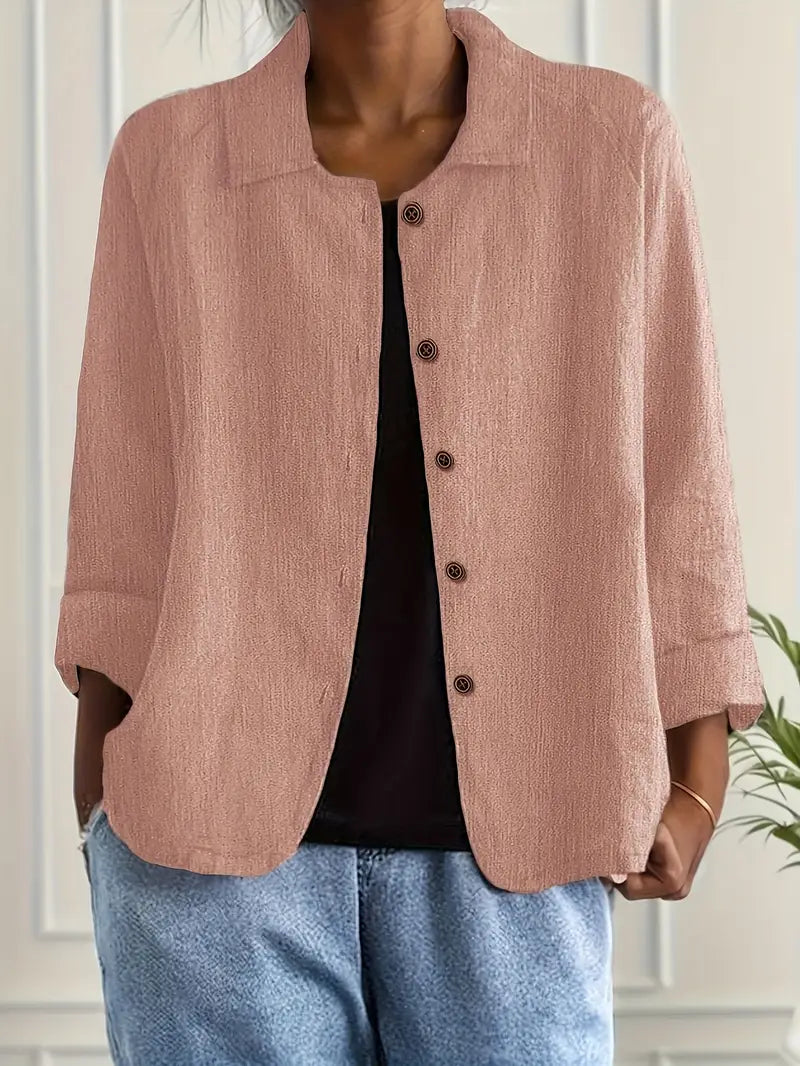 Komfortable Langarm-Strickjacke für Damen, ideal als leichter Überwurf.