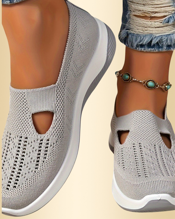 Damen Komfort Sneaker, atmungsaktiv & rutschfest, mit dämpfender Gelsohle für optimalen Tragekomfort.