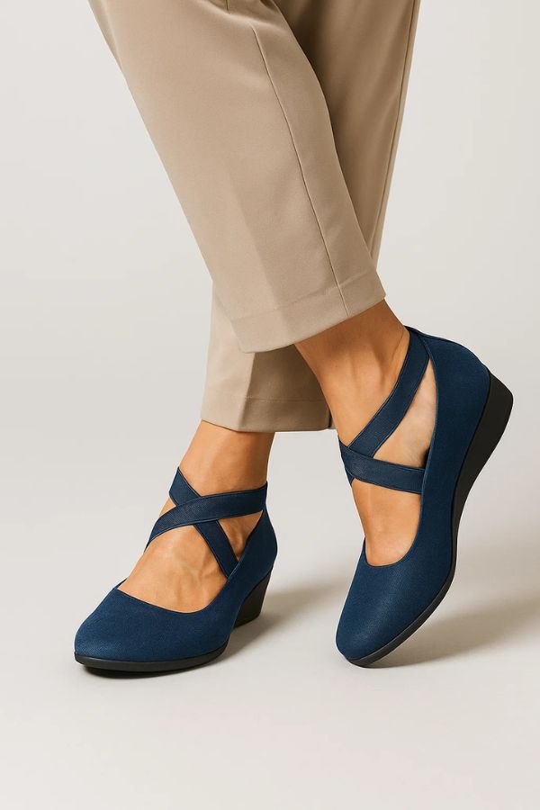 Unterstützende Damen Sandalen mit Kreuzriemen, orthopädische Passform, ideal für Damenschuhe mit Komfortanspruch.