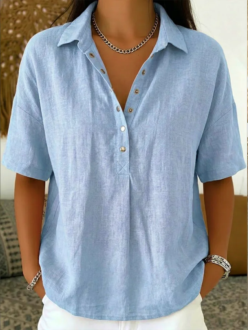 Oversized Damen Kurzarm-Bluse im Casual-Look. Bequem & modisch für entspannte Sommertage und Urlaubs-Outfits.