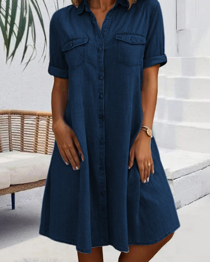 Bequemes schwarzes Damen Sommerkleid mit Knopfleiste und kurzen Ärmeln für mühelosen Stil und hohen Komfort.
