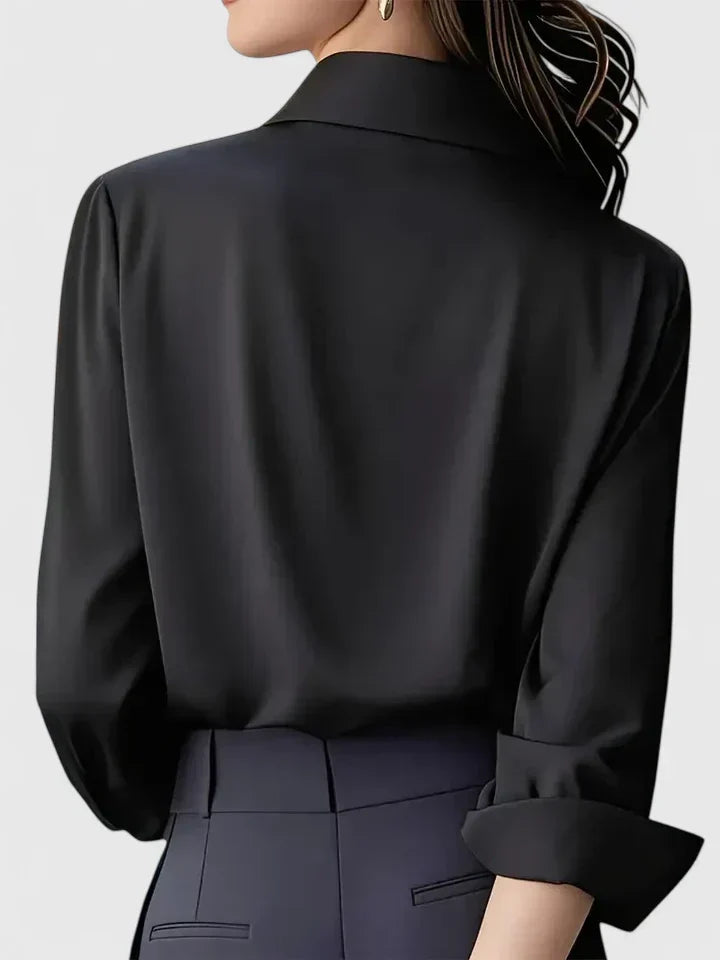 Damen Bluse Langarm, schick für Business & Alltag, mit abgerundetem Saum und verdeckter Knopfleiste.