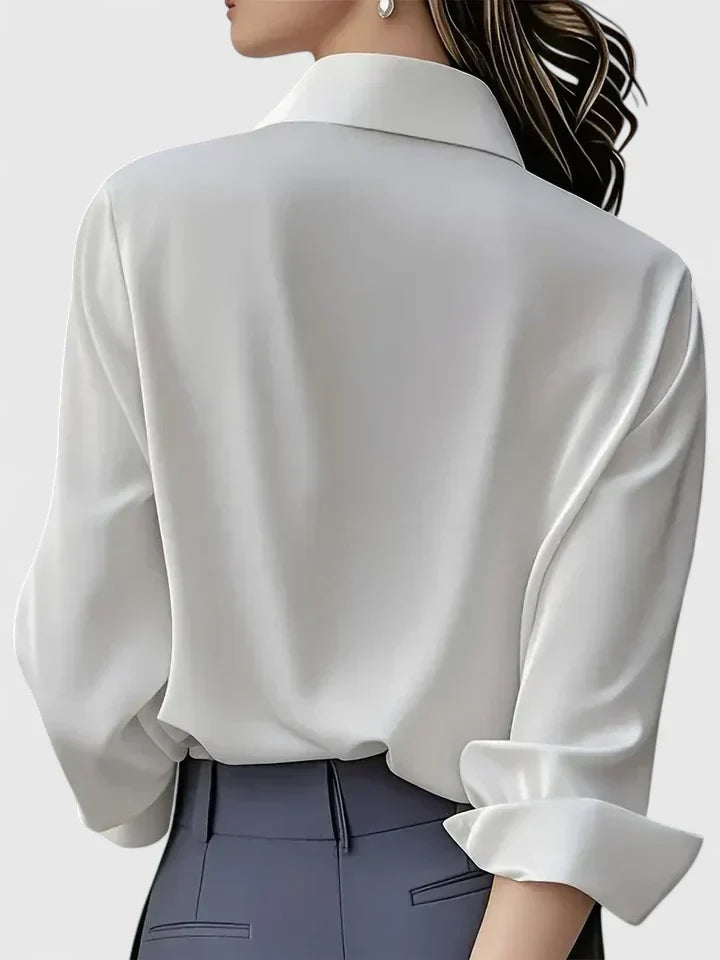 Unifarbenes Damen Langarmshirt, Business-tauglich, mit stilvoller verdeckter Knopfleiste für einen cleanen Look.