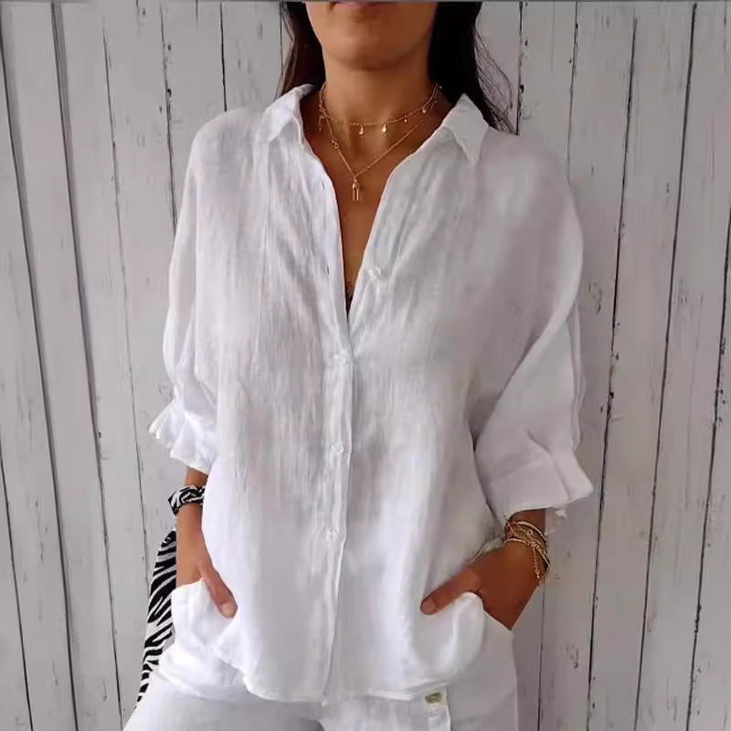 Leichte Damen Sommerbluse in elegantem Design, perfekt für Freizeit und Büro Outfits.