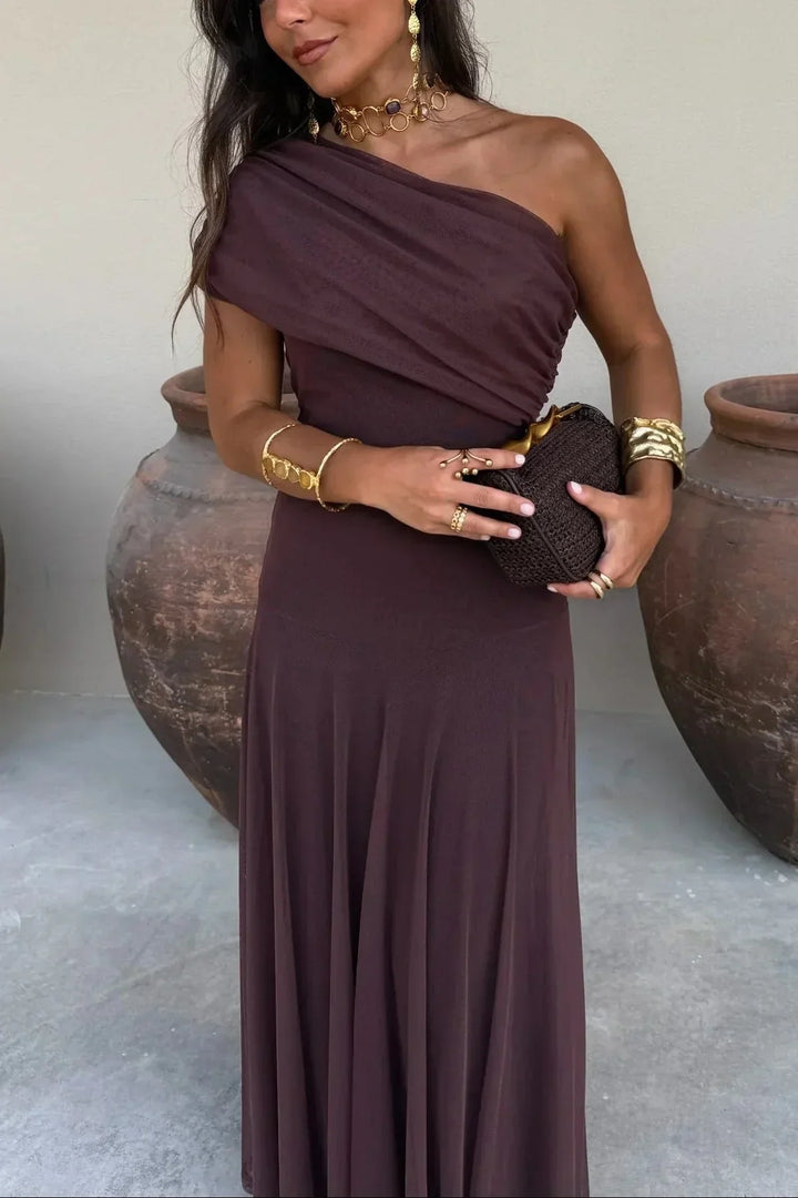 Elegantes One-Shoulder Maxikleid für Damen, ideal für Hochzeitsgäste & Sommerabende.