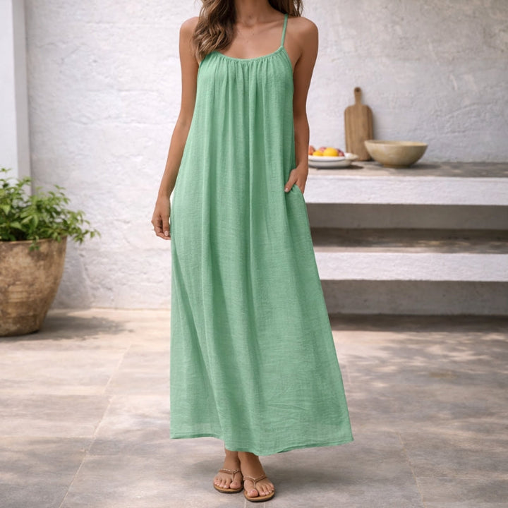 Langes Damen Strandkleid, bauchbedeckend, im eleganten Relaxed Fit. Ideal für den Urlaub.
