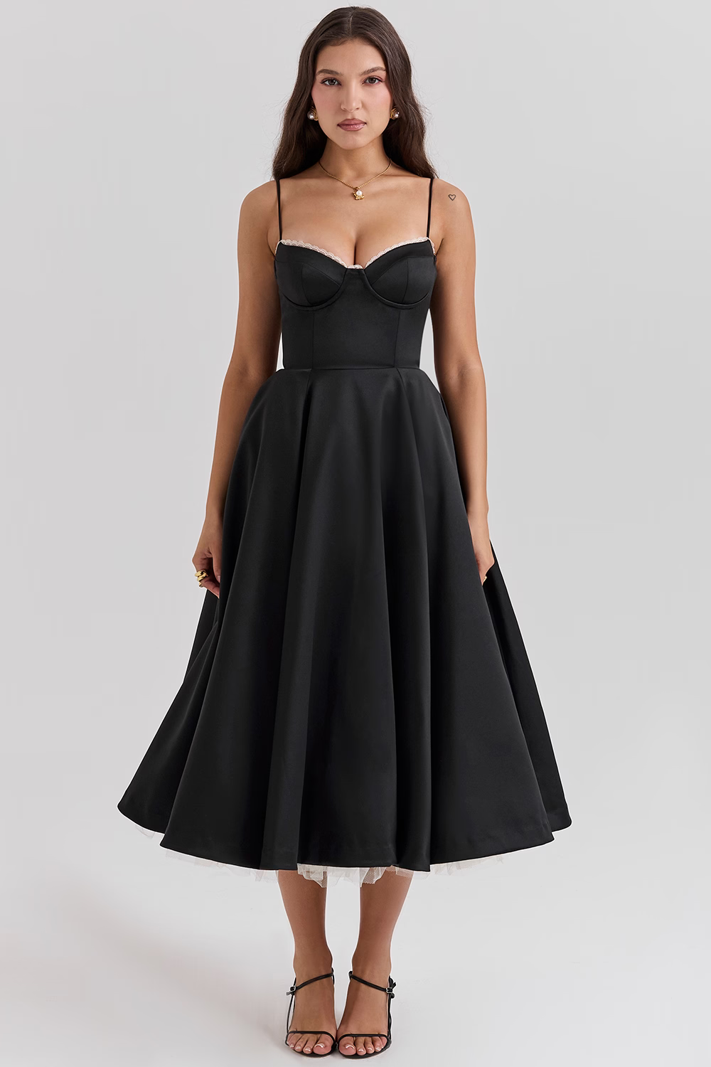 Elegantes Partykleid für Frauen: Midi-Länge, Korsett-Oberteil, fließender Rock für unvergessliche Feste.