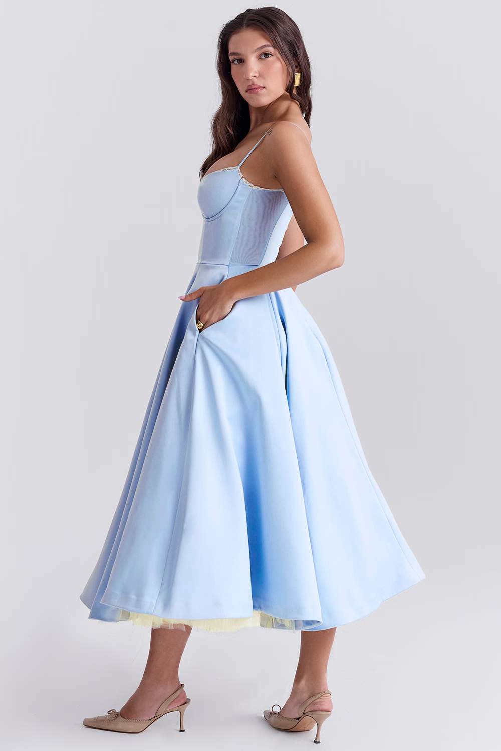 Damen Partykleid: Elegantes Midi-Kleid mit Korsett-Oberteil und weitem Rock für festliche Anlässe.