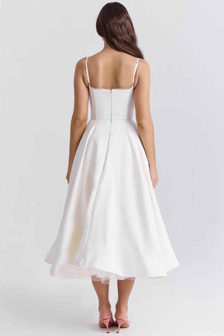 Festliches Midi-Kleid für Damen mit Korsett-Look und Herz-Ausschnitt. Ideal als Hochzeitsgast-Kleid.