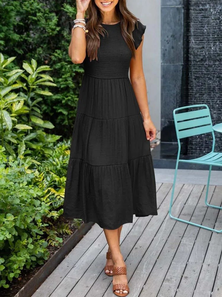 Trendiges Damen Midikleid mit Rüschenärmeln, perfekt als Freizeitkleid oder stylisches Urlaubsoutfit.