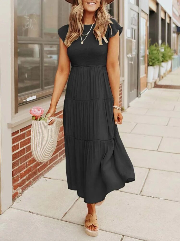 Elegantes Damen Midikleid mit femininen Rüschenärmeln, ideal für Sommer und Freizeit.