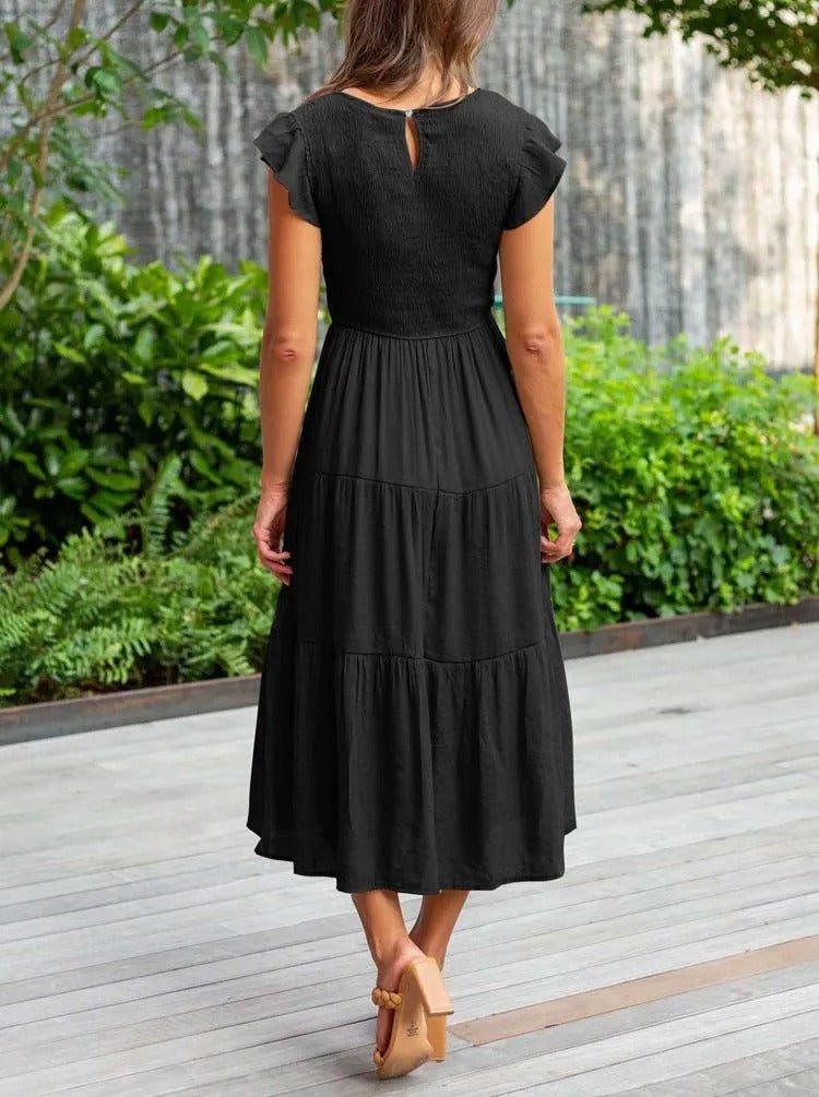 Bequemes Damen Midikleid mit gestuftem Design, perfekt als lässiges Freizeitkleid oder Urlaubsoutfit.