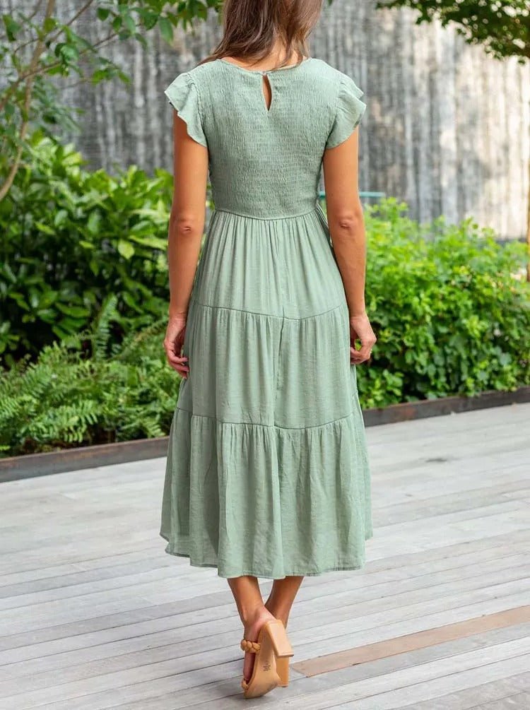 Sommerliches Damenkleid Midilänge mit zarten Rüschenärmeln, bequem für jeden Anlass.