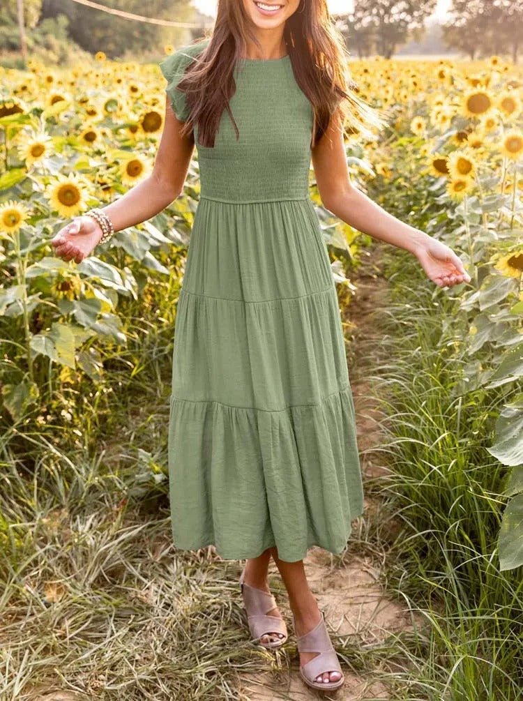Vielseitiges Damen Midikleid mit Rüschenärmeln und fließendem gestuften Design, ideal für den Alltag.