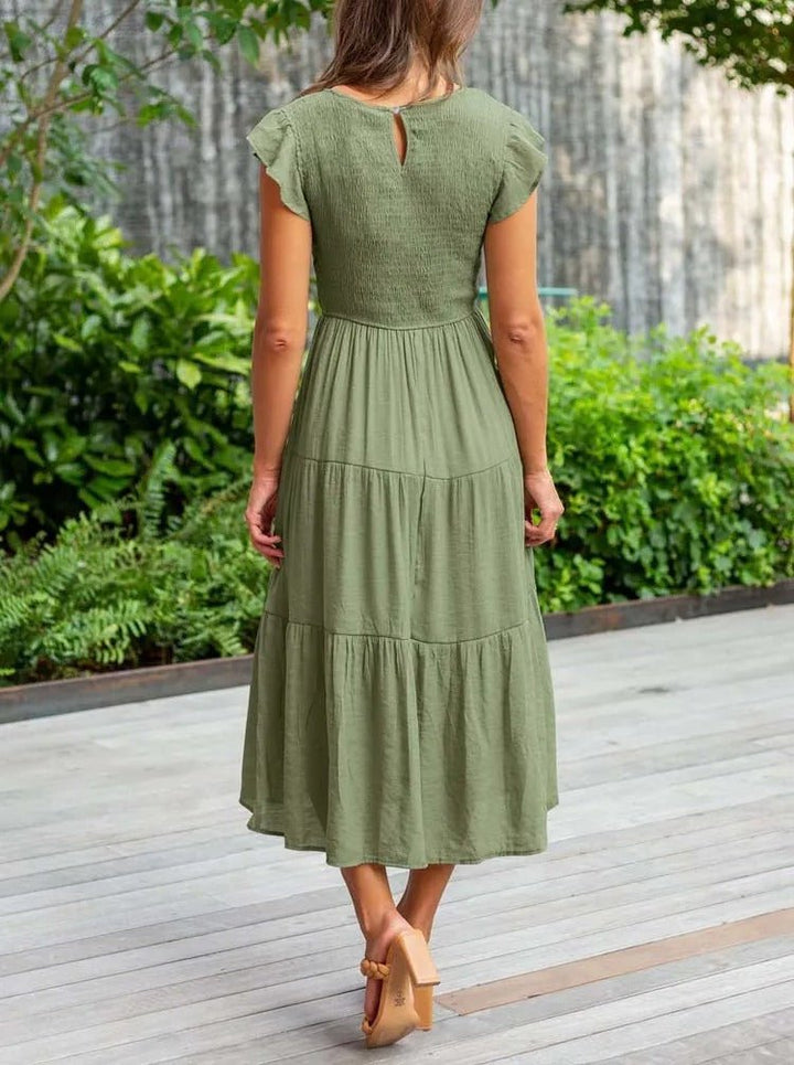Lässiges Damen Midikleid mit Rüschenärmeln, perfekt für entspannte Sommertage oder als Freizeitkleid.