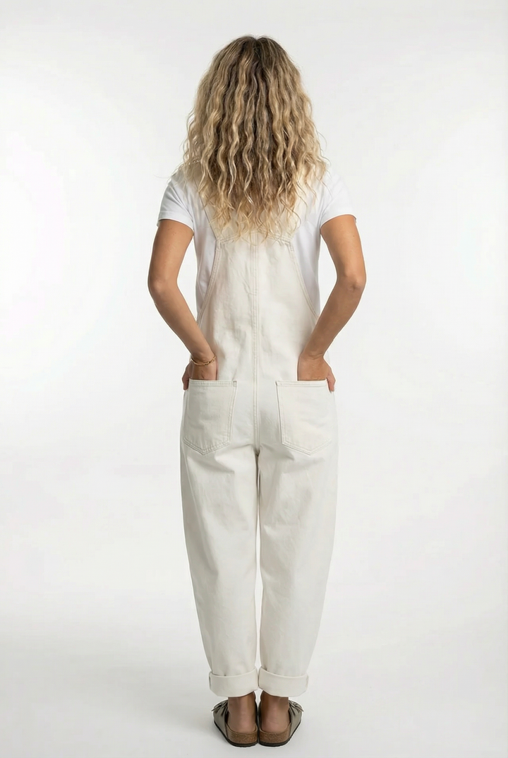Moderner Damen Overall Nora, verstellbarer Jumpsuit mit lockerer Passform, perfekt für Komfort und Stil.
