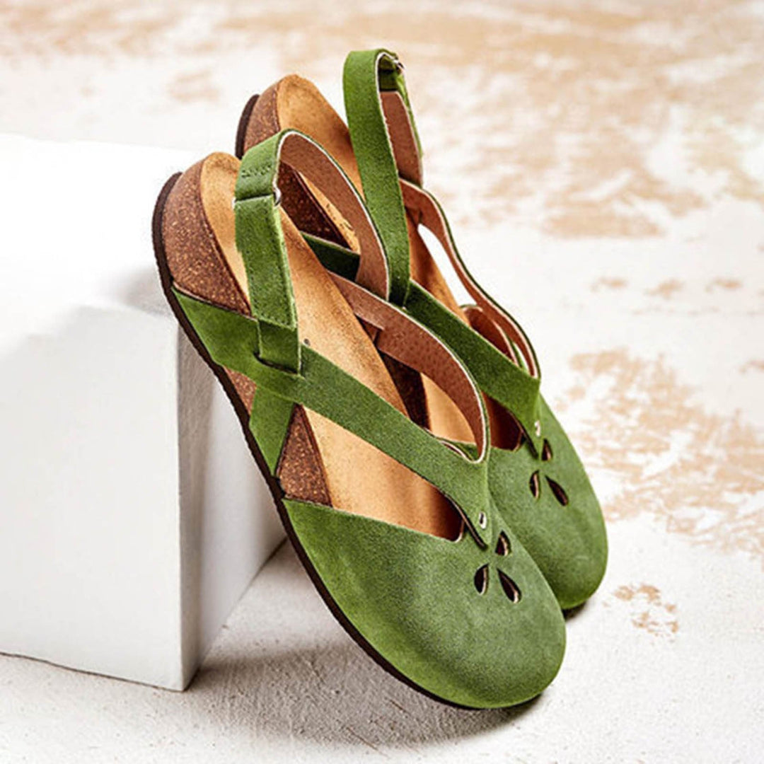 Bequeme orthopädische Damensandalen bei Hallux Valgus & Fersensporn, mit Fußgewölbeunterstützung.