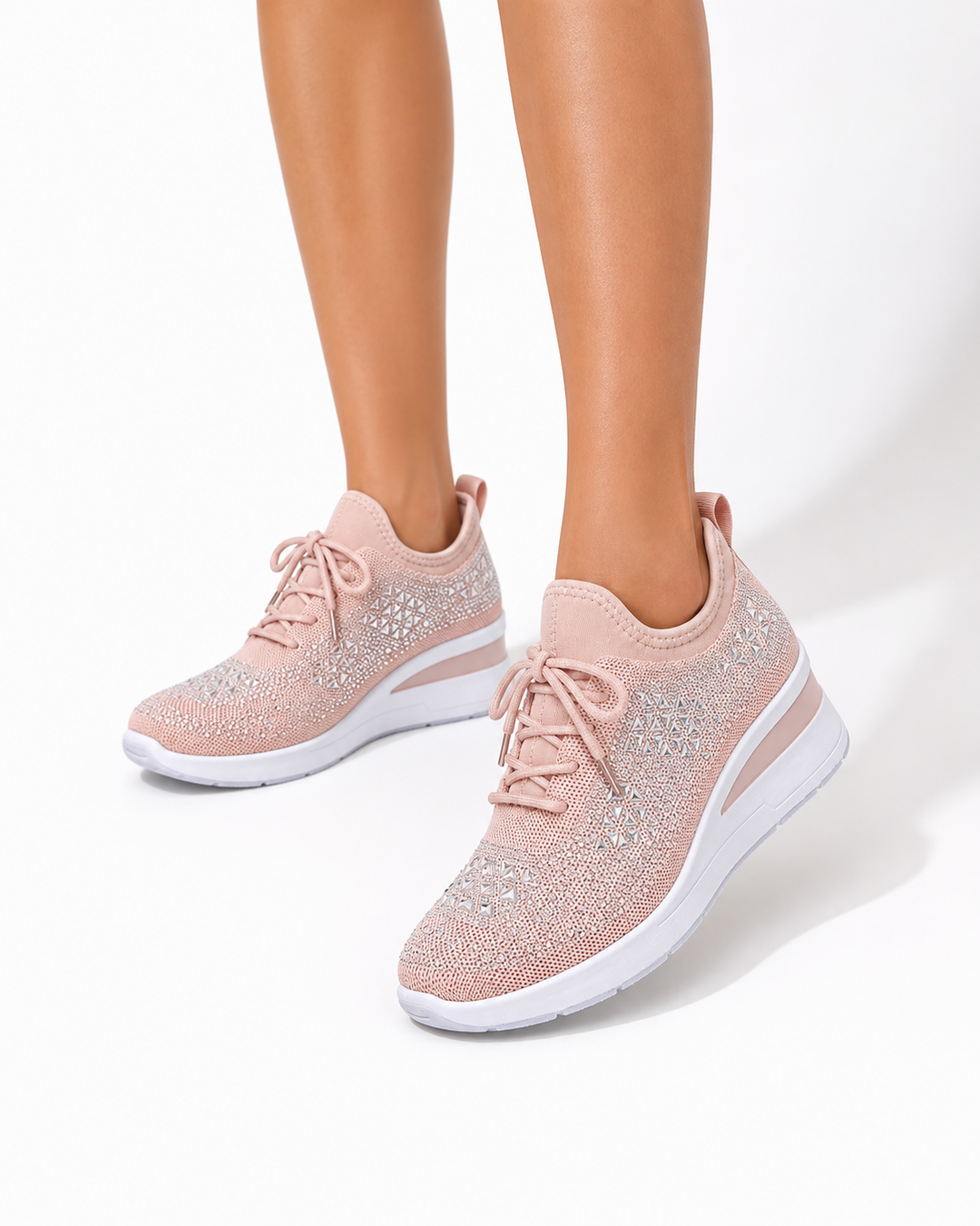 Damen Komfort-Sneakers mit stabiler Fersenpartie. Orthopädische Damenschuhe für sicheren Halt.
